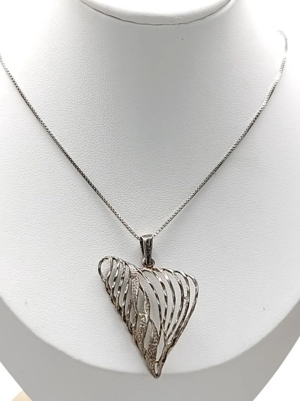 ACO Sterling Silver Heart Pendant Necklace  Open Metal Work Italy 925 Chain 20